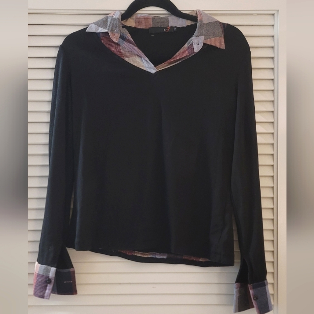 DJT - Black & Plaid Long-Sleeve Top